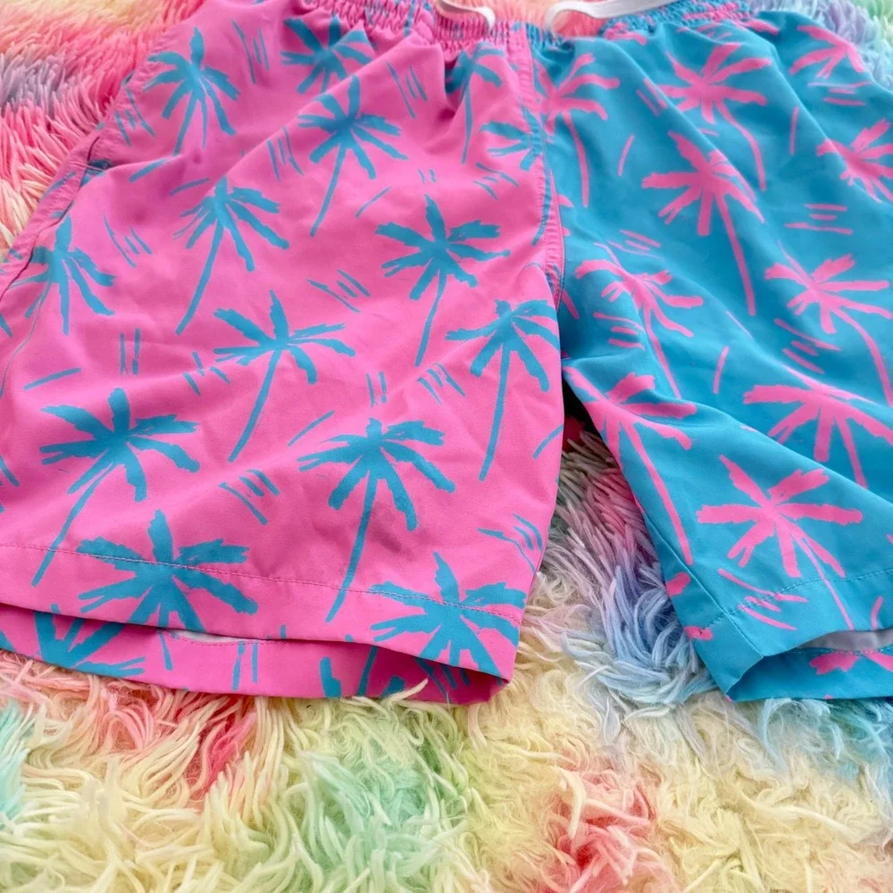 Chubbies Swim Trunks Mens Medium Pink Blue Palm Tree 7in Inseam Mesh Liner